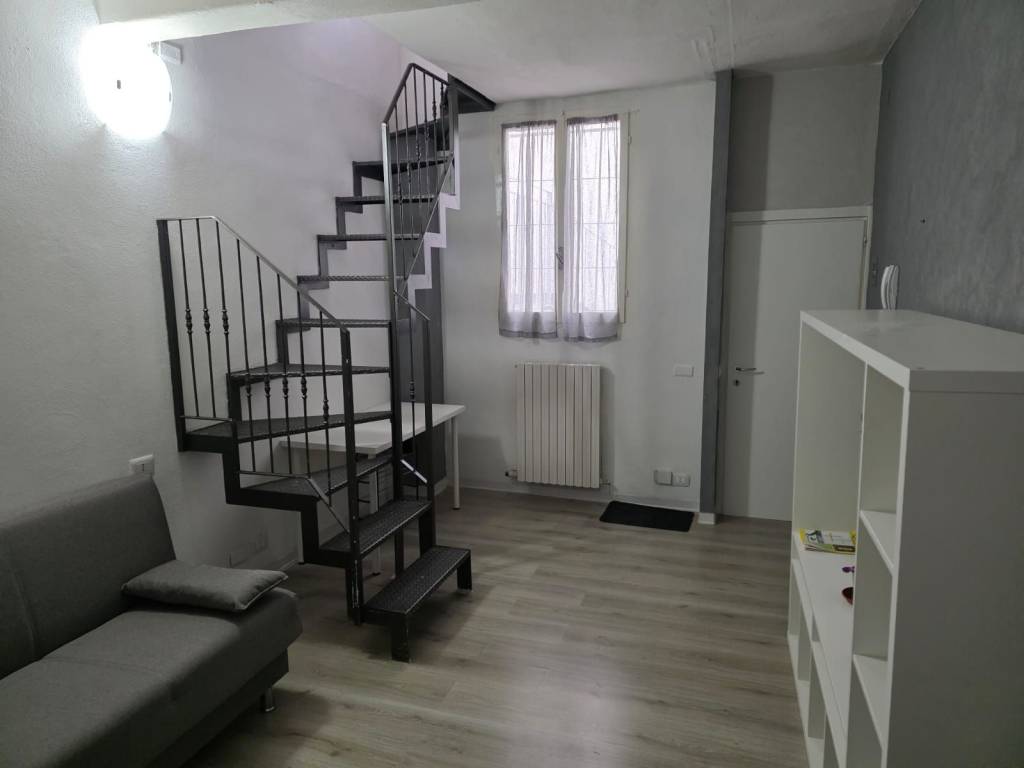 appartamento in affitto a Parma in zona Oltretorrente