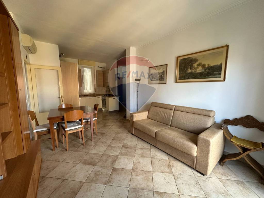 appartamento in affitto a Parma in zona Cittadella