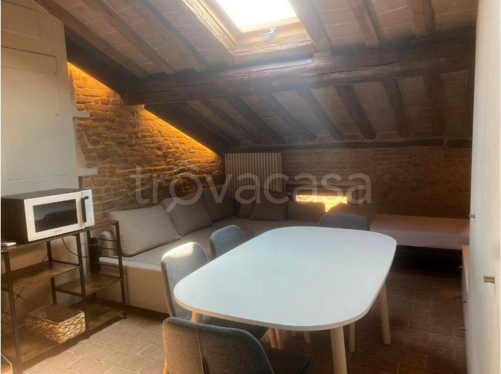 appartamento in affitto a Parma in zona Centro Storico