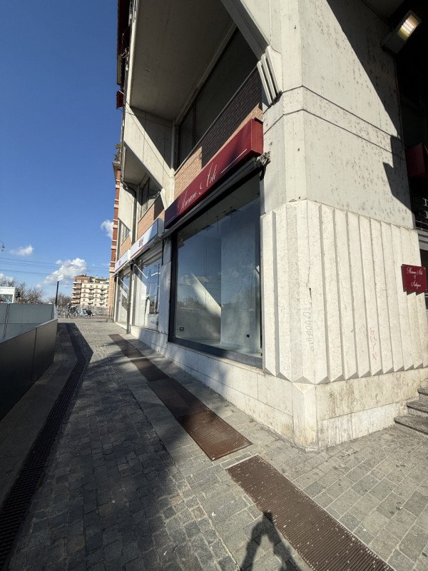 negozio in affitto a Parma in zona Centro Storico