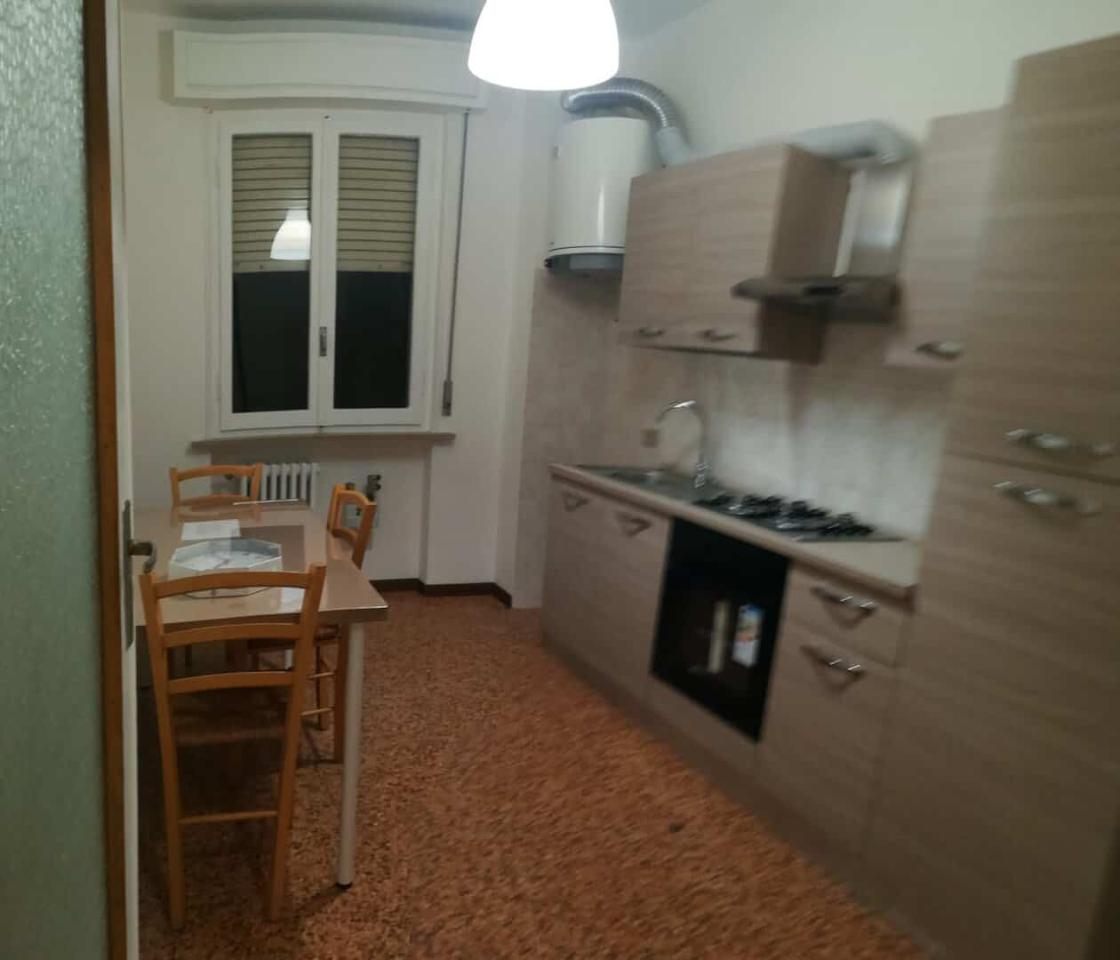 negozio in affitto a Parma in zona Molinetto