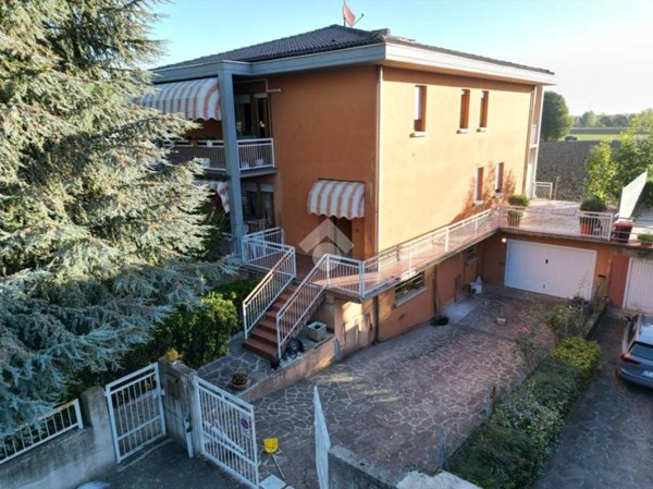 casa indipendente in affitto a Parma in zona Botteghino
