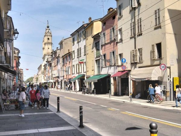 appartamento in affitto a Parma in zona Oltretorrente