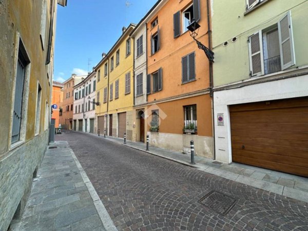 appartamento in affitto a Parma in zona Centro Storico
