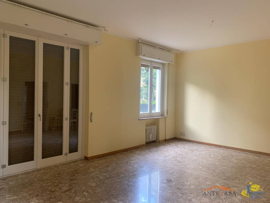appartamento in affitto a Parma in zona Cittadella