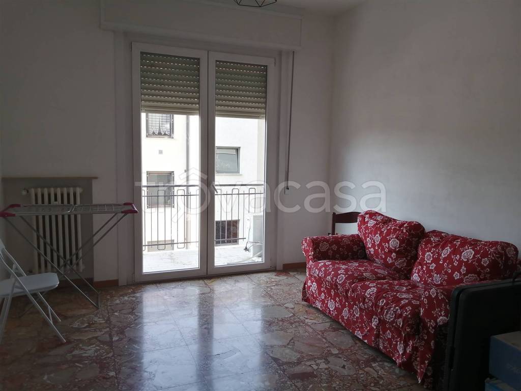 appartamento in affitto a Parma in zona Cittadella