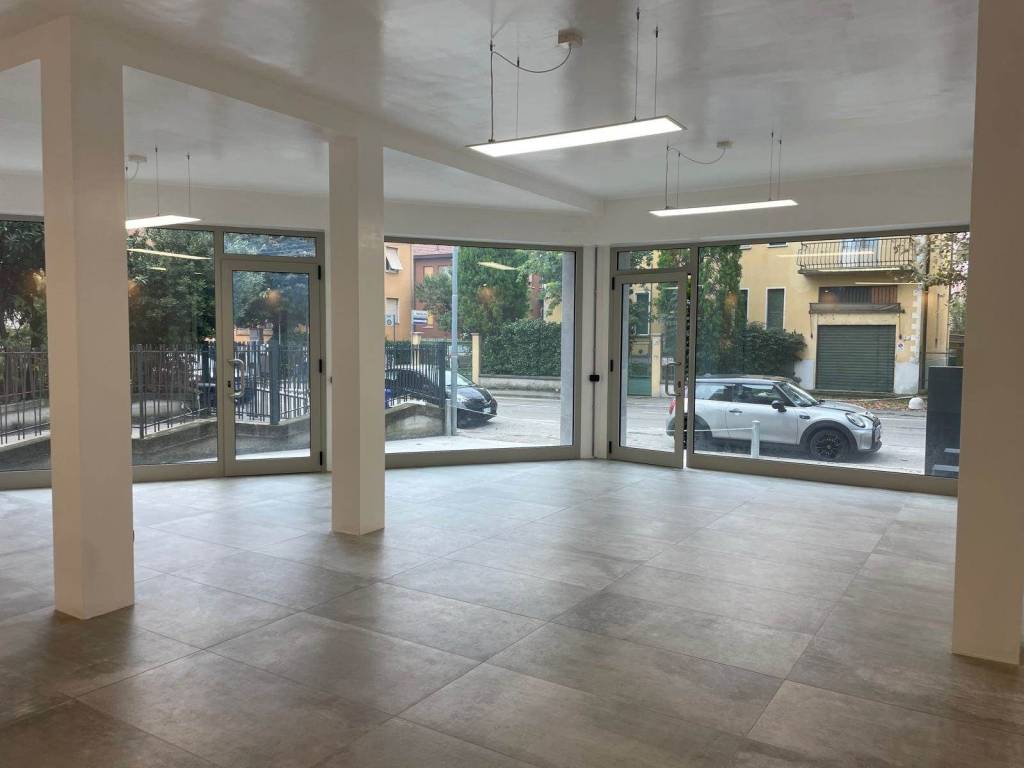 ufficio in affitto a Parma in zona Montanara