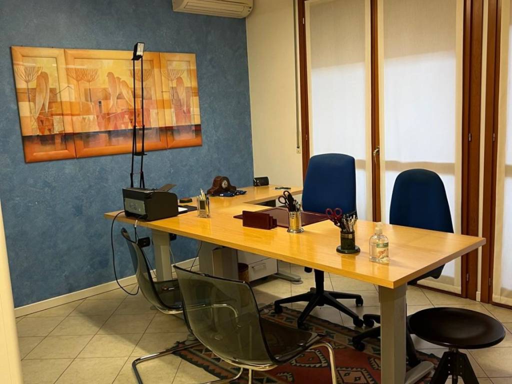 ufficio in affitto a Parma in zona Pablo