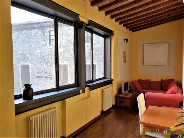 appartamento in affitto a Parma in zona Centro Storico