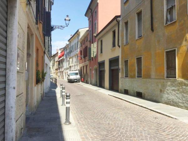 appartamento in affitto a Parma in zona Centro Storico