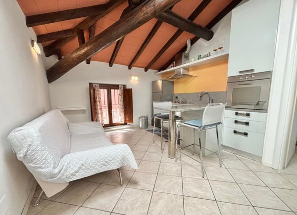 appartamento in affitto a Parma in zona Oltretorrente