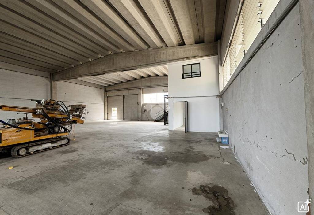 locale commerciale in affitto a Parma