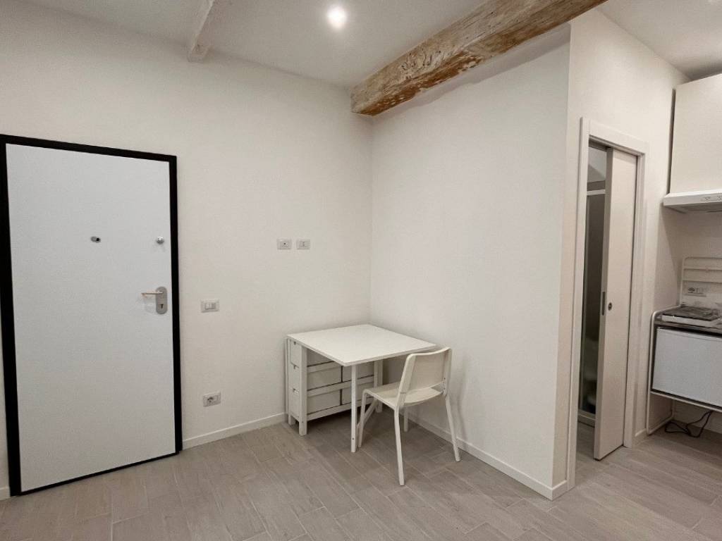 appartamento in affitto a Parma in zona Oltretorrente