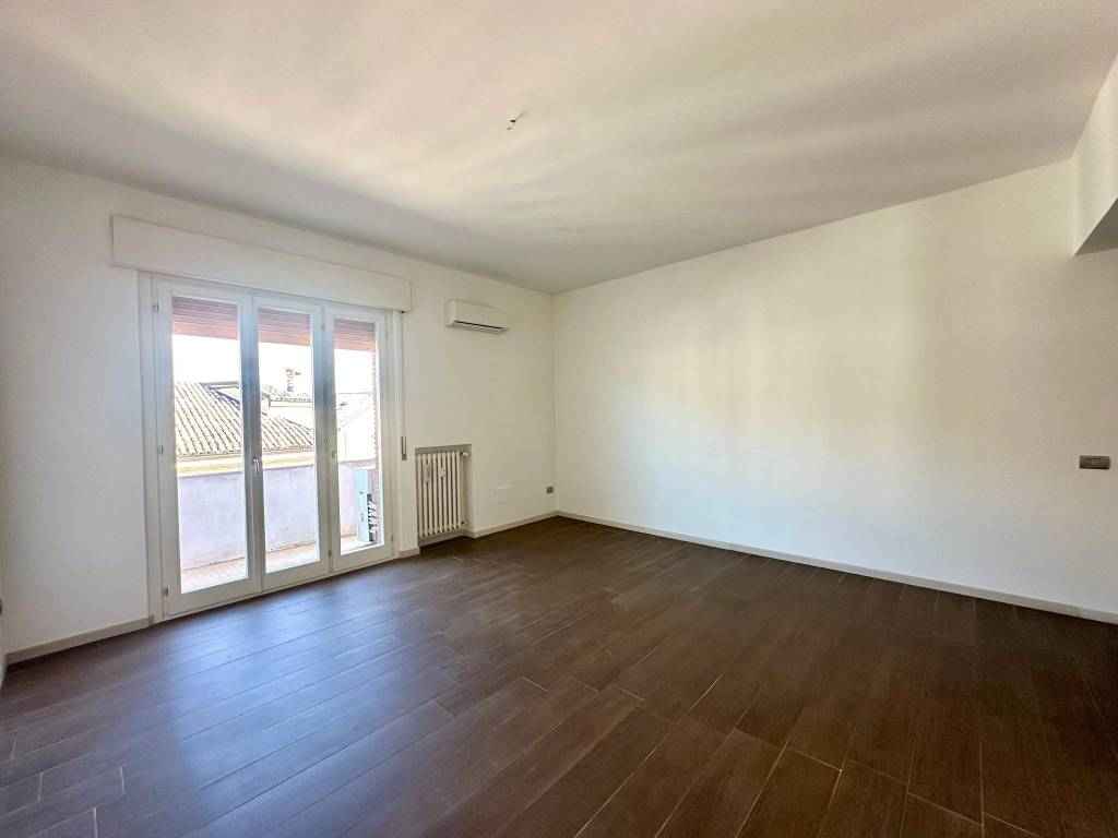 appartamento in affitto a Parma in zona Centro Storico