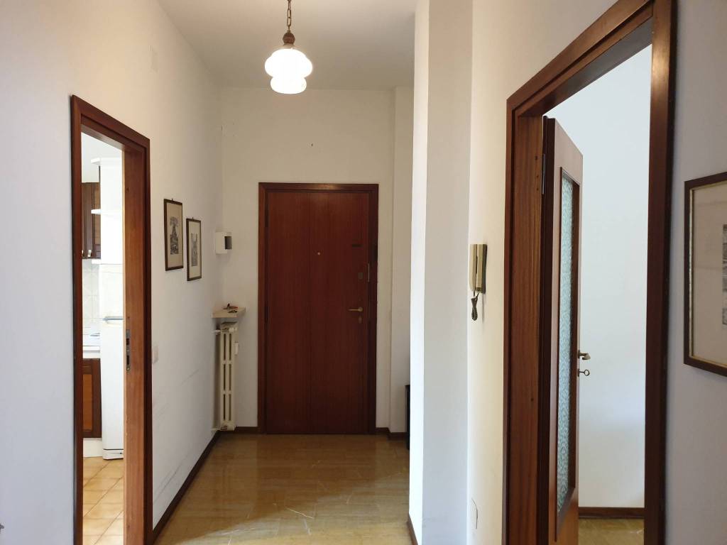 appartamento in affitto a Parma in zona Oltretorrente