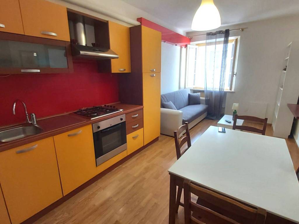 appartamento in affitto a Parma in zona Oltretorrente