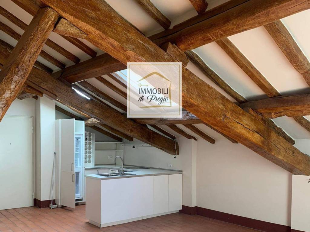 appartamento in affitto a Parma in zona Centro Storico