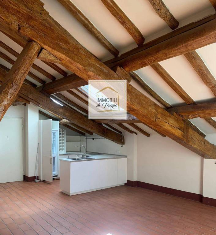 appartamento in affitto a Parma in zona Centro Storico