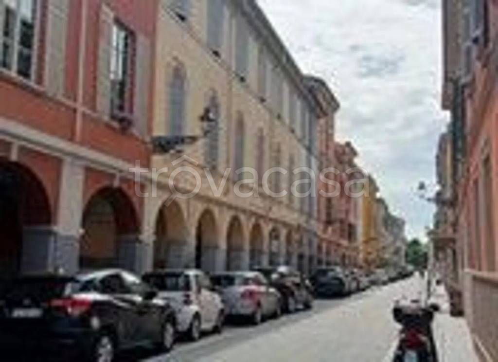 negozio in affitto a Parma in zona Centro Storico
