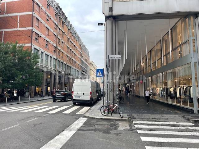 negozio in affitto a Parma
