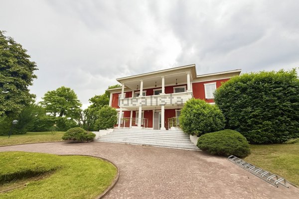 casa indipendente in affitto a Parma