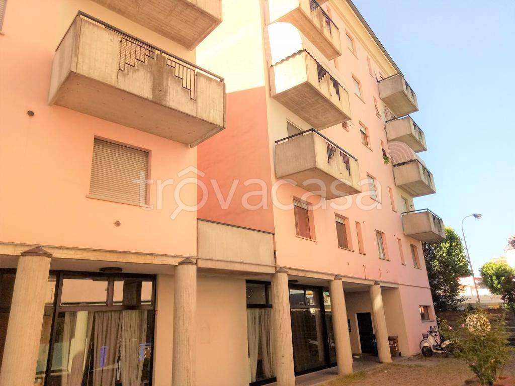 appartamento in affitto a Parma in zona Pablo