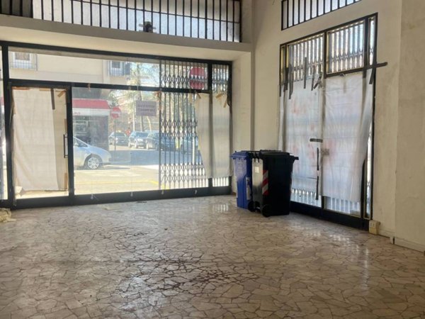 negozio in affitto a Parma in zona San Martino / Paradigna