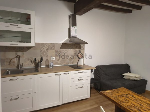 appartamento in affitto a Parma in zona Oltretorrente