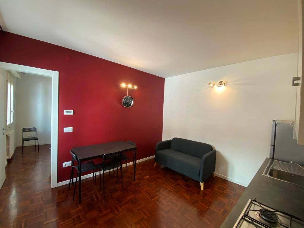 appartamento in affitto a Parma in zona Centro Storico