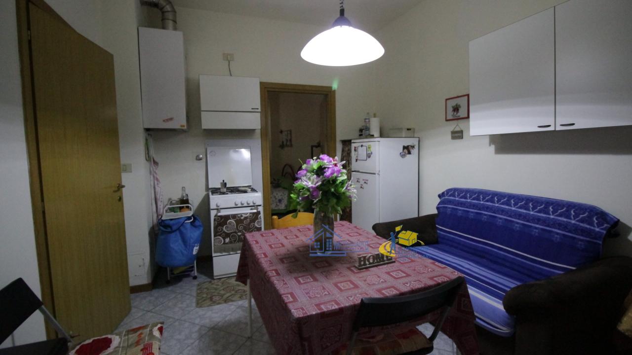 appartamento in affitto a Parma in zona Oltretorrente