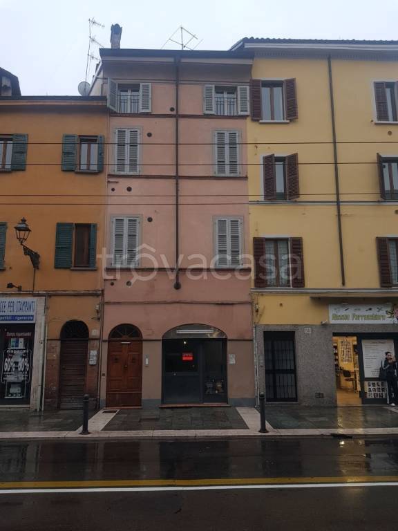 negozio in affitto a Parma in zona Centro Storico