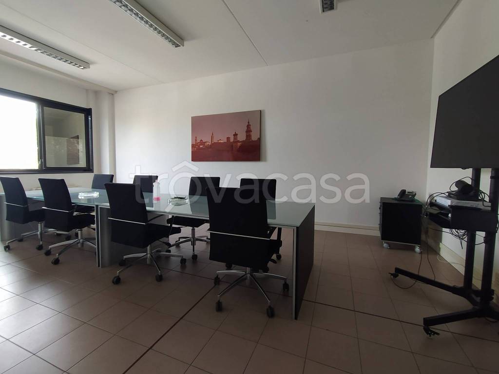 ufficio in affitto a Parma in zona Pablo