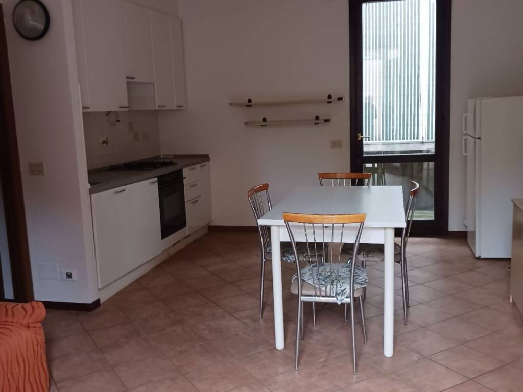 appartamento in affitto a Parma in zona Oltretorrente