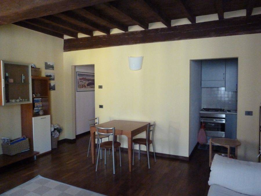 appartamento in affitto a Parma in zona Centro Storico