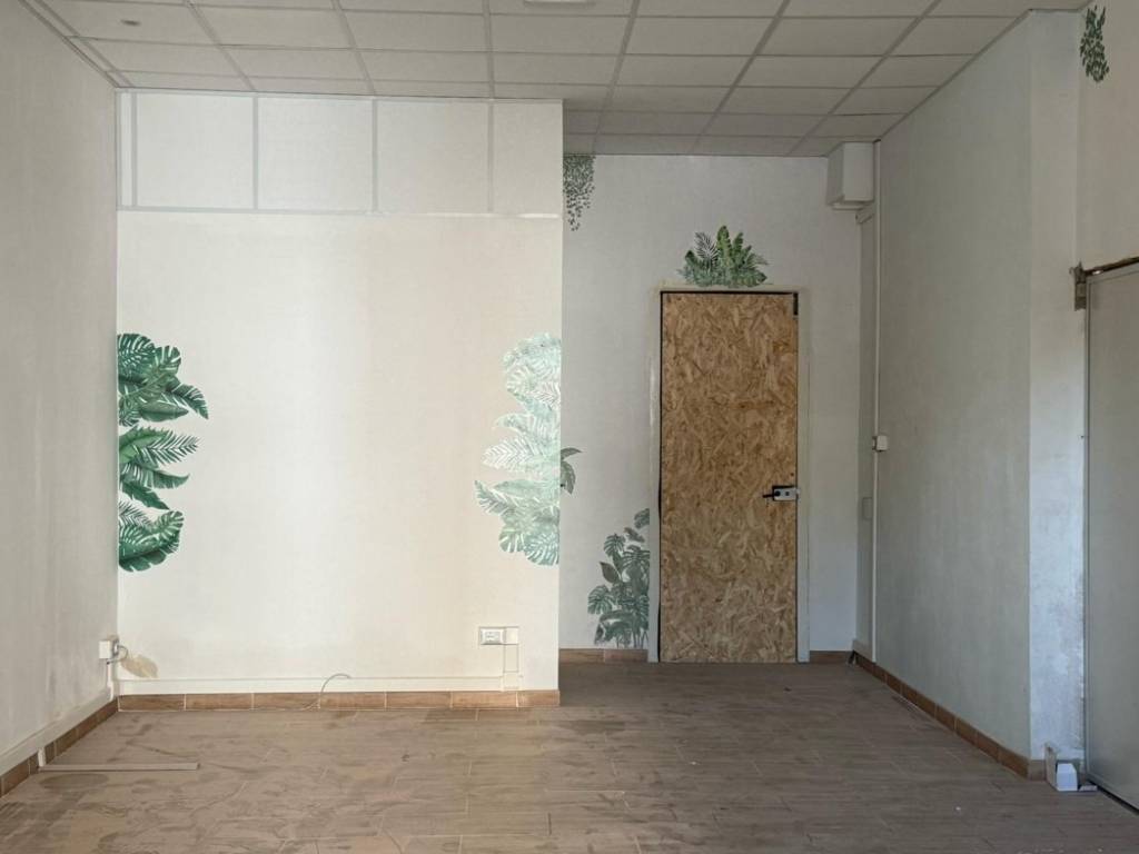 locale commerciale in affitto a Parma in zona San Leonardo