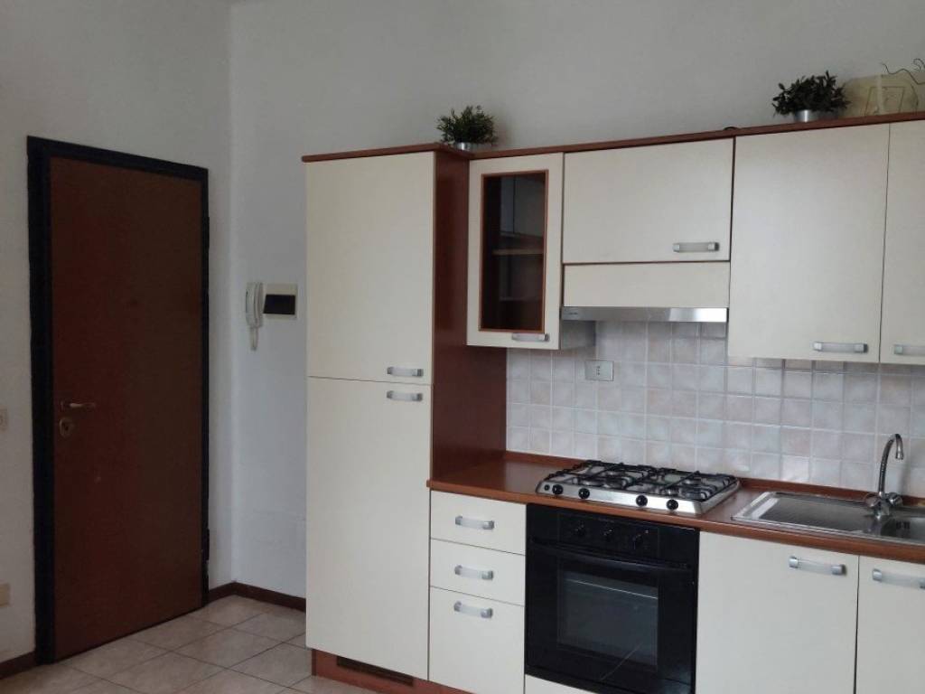 appartamento in affitto a Parma in zona Cittadella