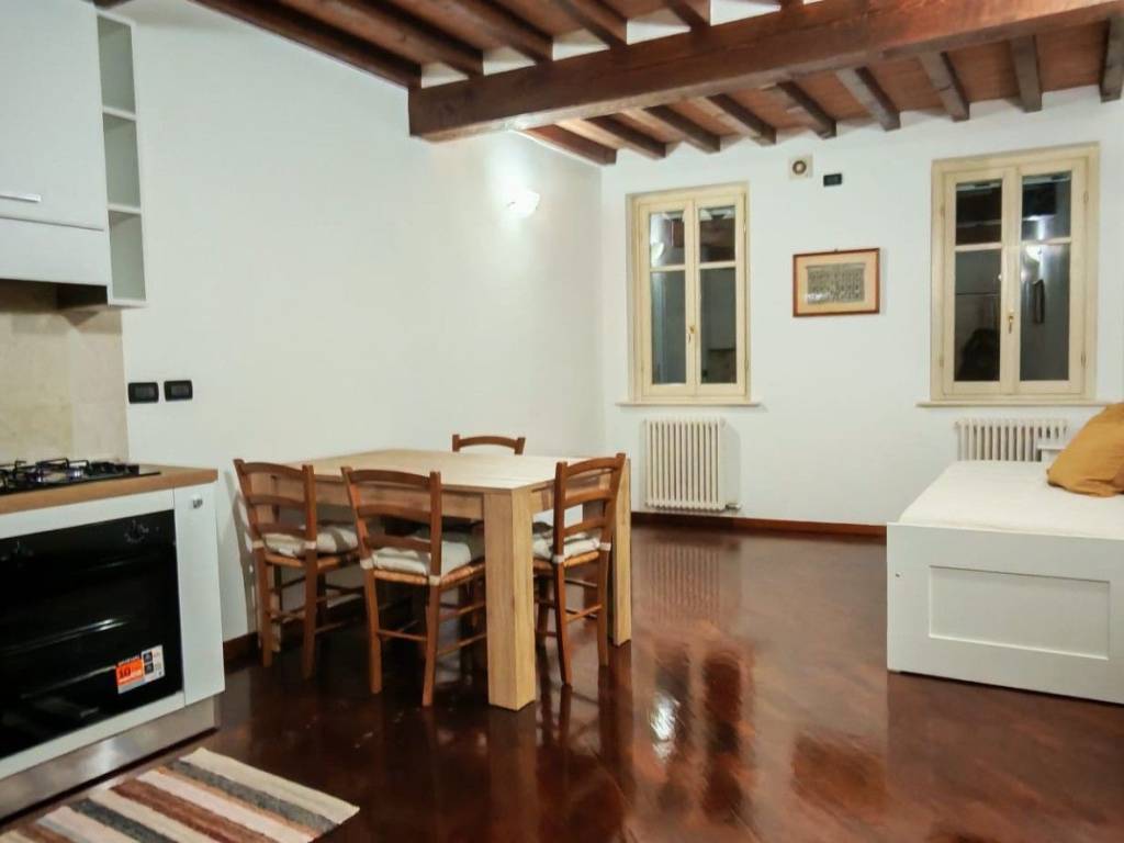 appartamento in affitto a Parma in zona Centro Storico