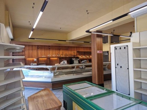 negozio in affitto a Parma in zona Pablo