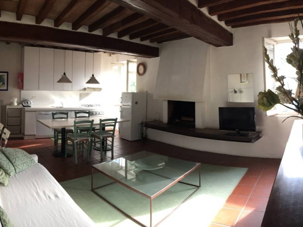 appartamento in affitto a Parma in zona Centro Storico