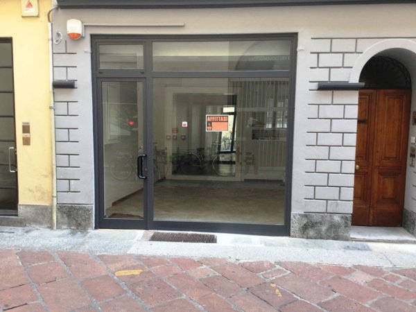 negozio in affitto a Parma in zona Centro Storico