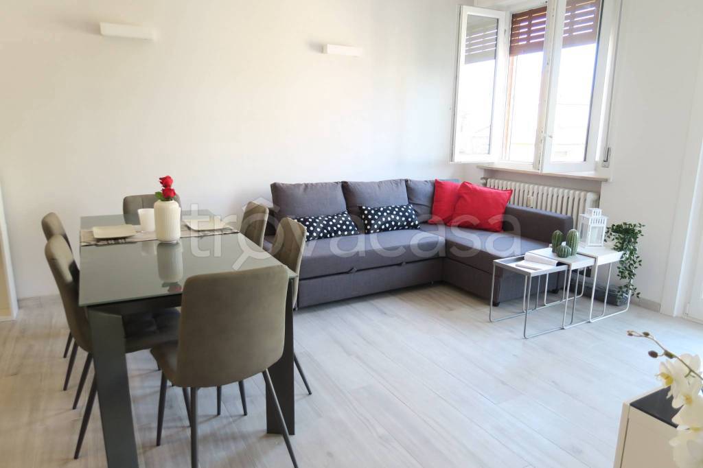 appartamento in affitto a Parma in zona Cittadella