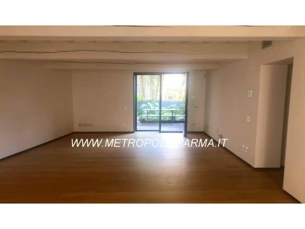 appartamento in affitto a Parma in zona Centro Storico