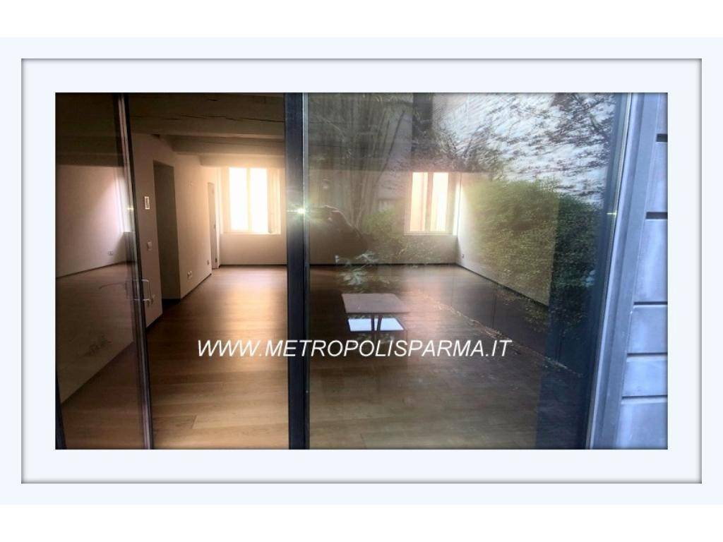 appartamento in affitto a Parma in zona Centro Storico