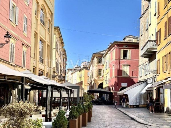 appartamento in affitto a Parma in zona Centro Storico