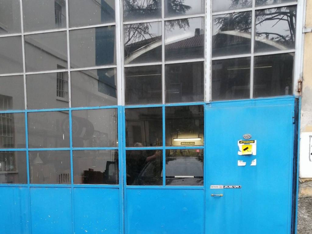 locale commerciale in affitto a Parma in zona San Leonardo