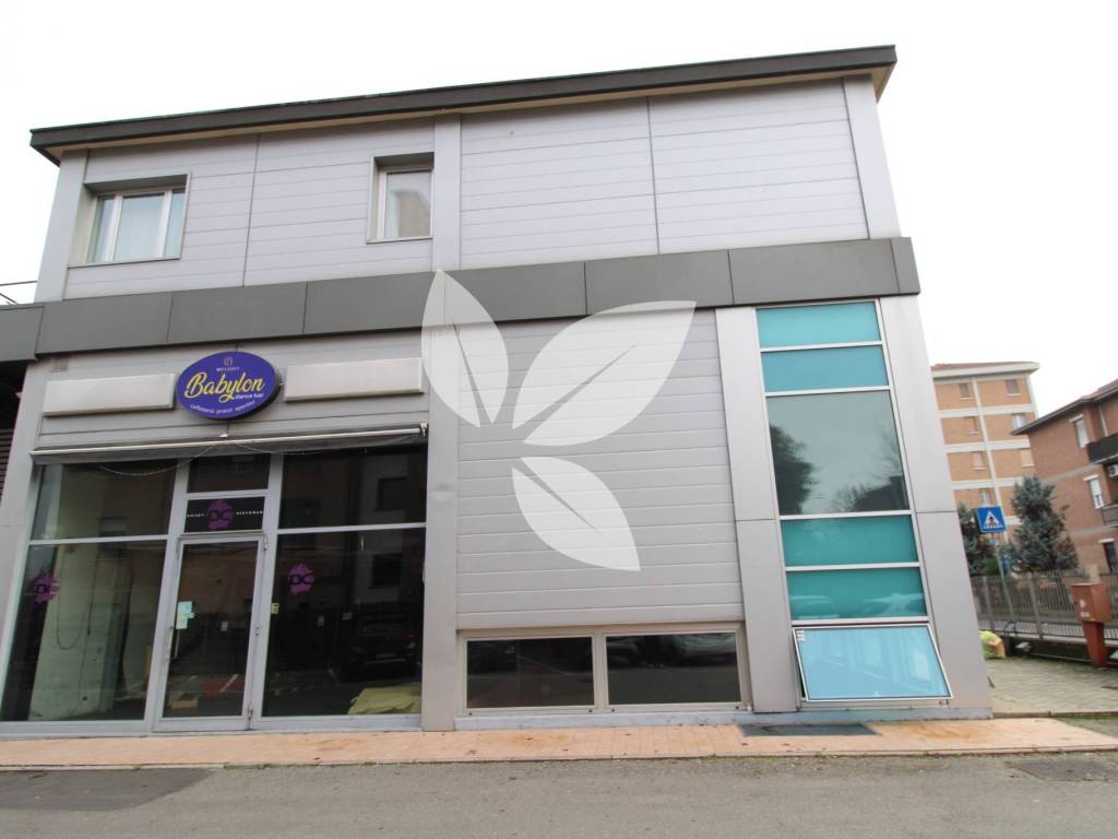 negozio in affitto a Parma in zona Pablo