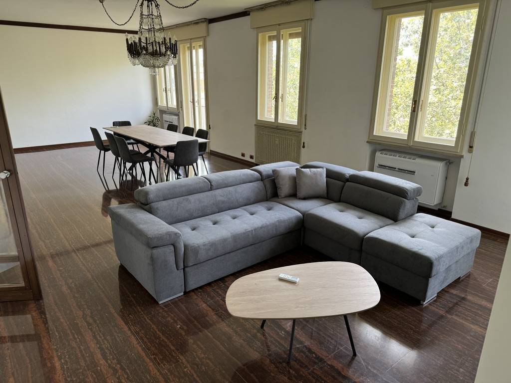 appartamento in affitto a Parma in zona Centro Storico