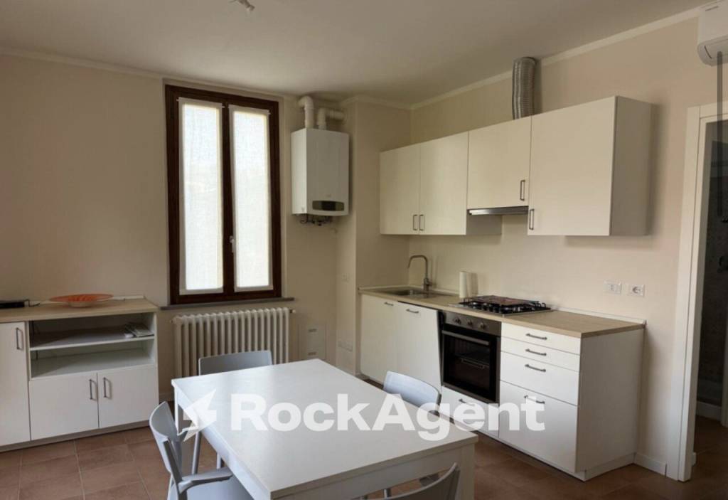 appartamento in affitto a Parma in zona Centro Storico