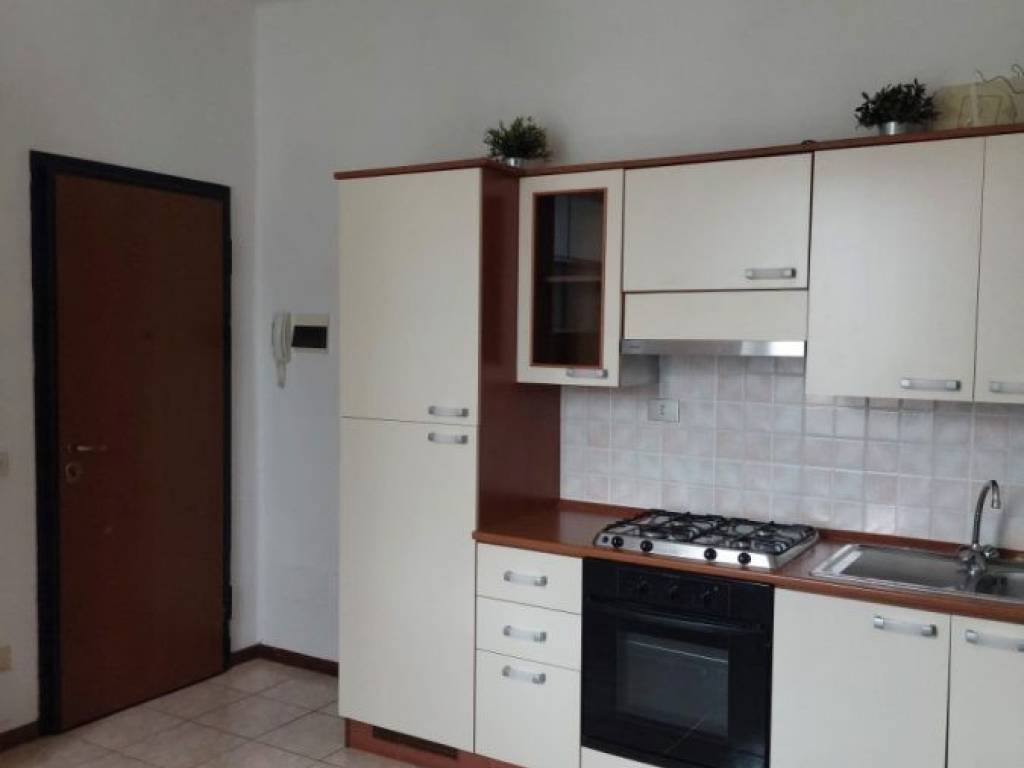 appartamento in affitto a Parma in zona Cittadella