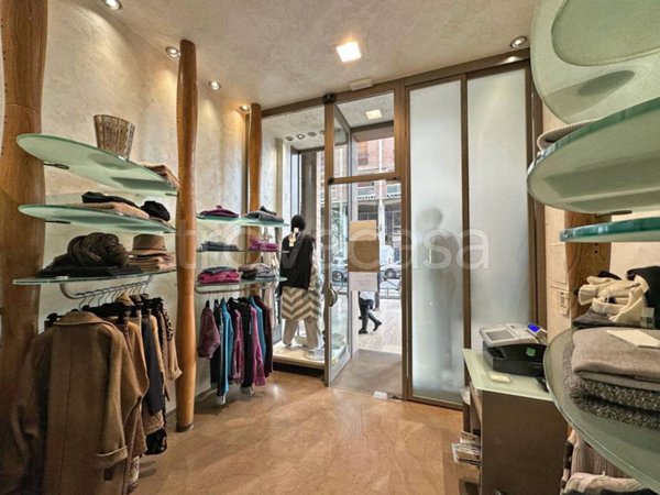 negozio in affitto a Parma in zona Centro Storico